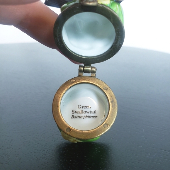 *Last Chance* Green Swallowtail Butterfly Porcelain Hinged Box PHB Midwest - Picture 8 of 12